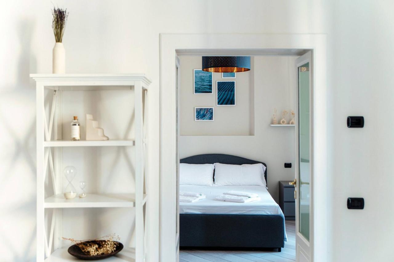 Shades Of Lake - Blue Apartment โกโม ภายนอก รูปภาพ