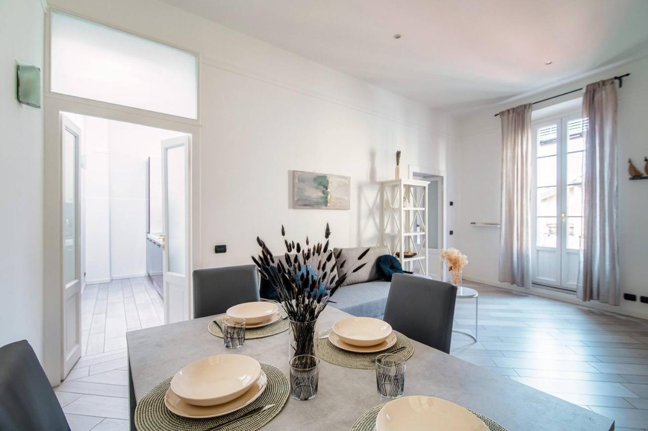Shades Of Lake - Blue Apartment โกโม ภายนอก รูปภาพ